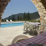 Kybele